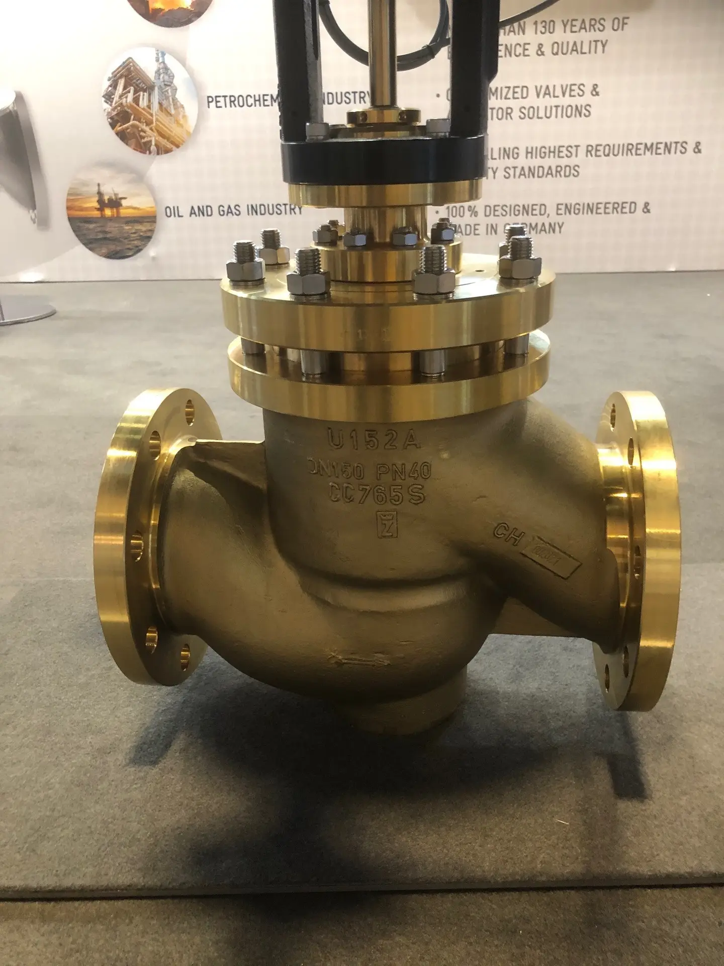 Oxygen control valve 03