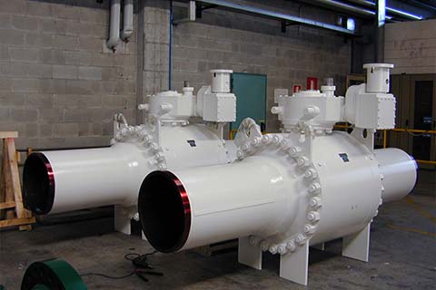 Subsea ball valve